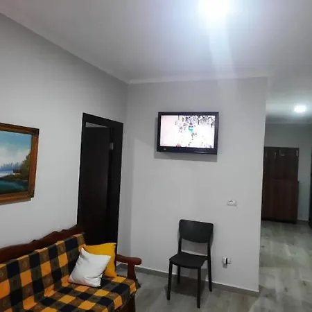 Apartament Pine 2 1