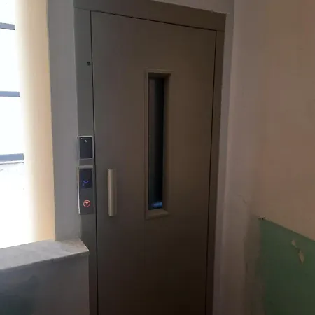 Apartament Pine 2 1 *