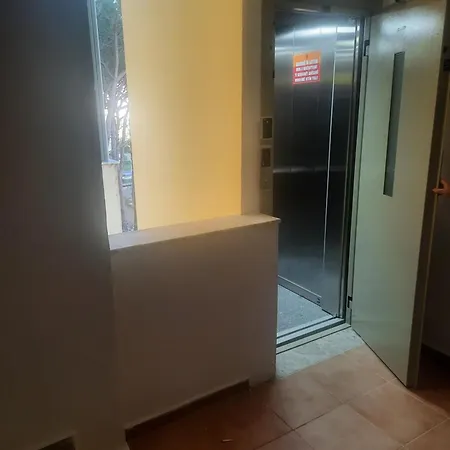 Apartament Pine 2 1 *