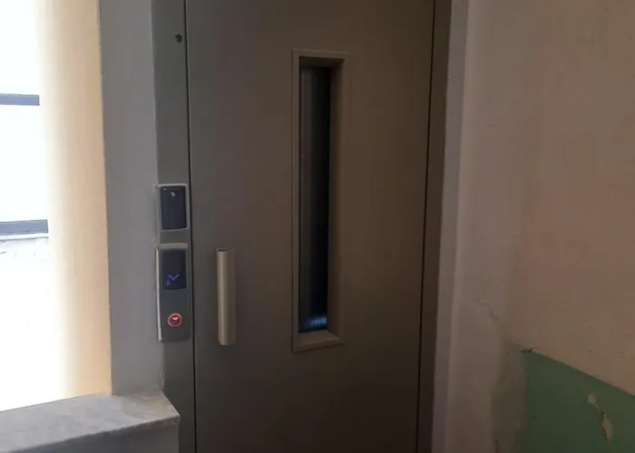 Apartment Pine 2 1 *